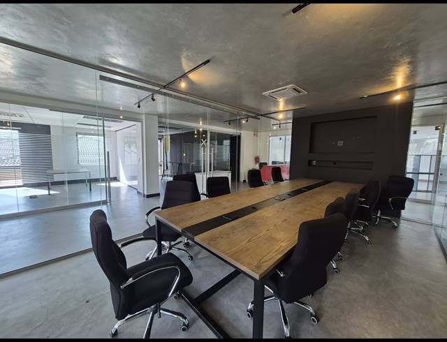 520M² OFFICE TO LET IN SANDTON CENTRAL